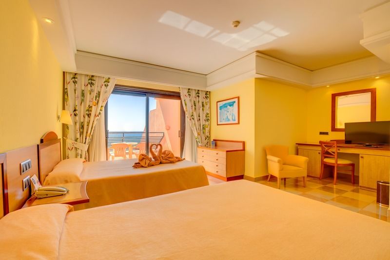 Sbh Crystal Beach Hotel & Suites - Adults Only Коста-Кальма Екстер'єр фото