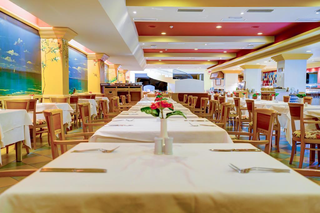 Sbh Crystal Beach Hotel & Suites - Adults Only Коста-Кальма Екстер'єр фото