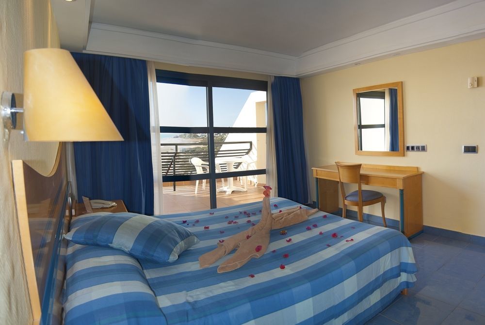 Sbh Crystal Beach Hotel & Suites - Adults Only Коста-Кальма Екстер'єр фото