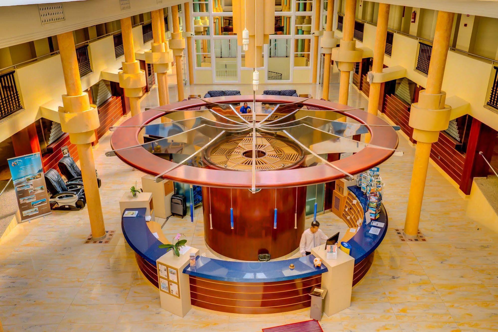 Sbh Crystal Beach Hotel & Suites - Adults Only Коста-Кальма Екстер'єр фото