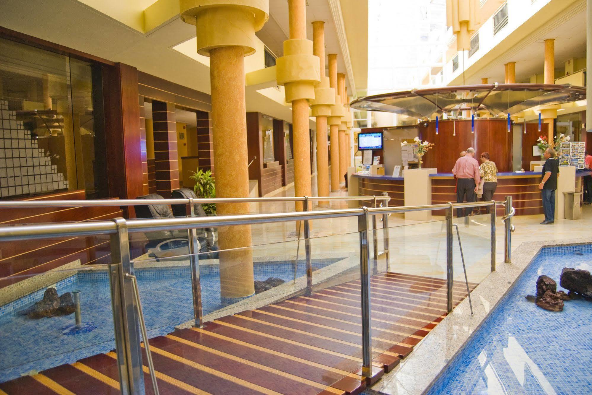 Sbh Crystal Beach Hotel & Suites - Adults Only Коста-Кальма Екстер'єр фото